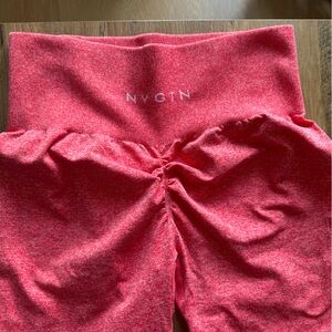 NVGTN scrunch leggings